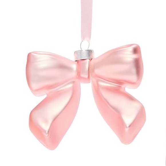 Victoria's Secret
Collector's Edition 3-Piece Holiday Glass Ornaments Gift Set - Picture 8 of 8